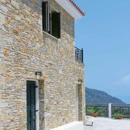 Delphi Mountain Villa *